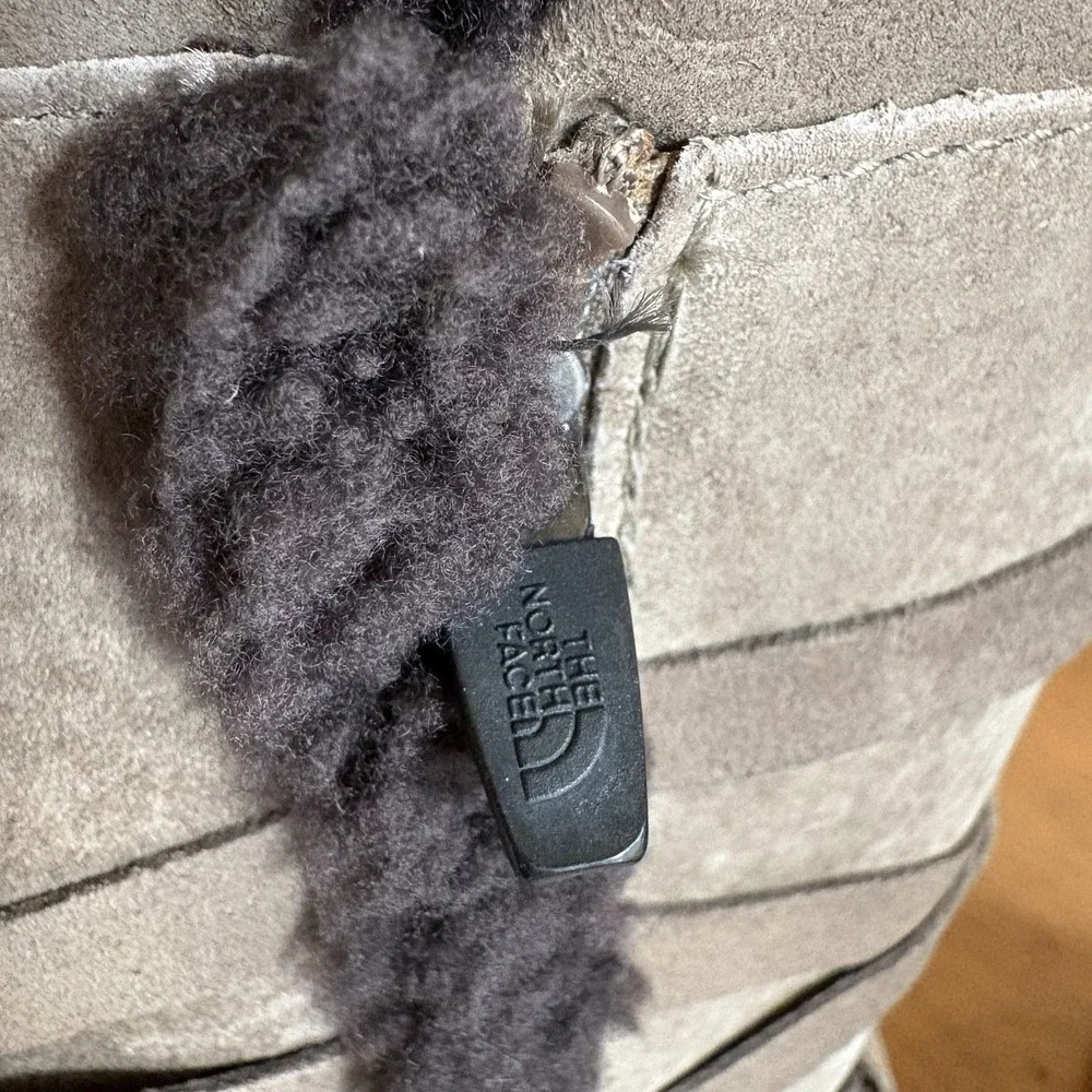 The North Face waterproof leather insulated‎ winter snow boots
